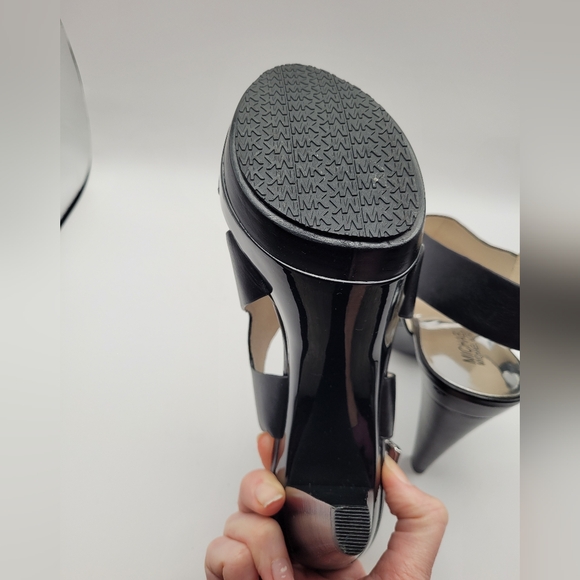 Michael Kors Carla Black Leather Platform Heels Size 8 - Picture 9 of 12